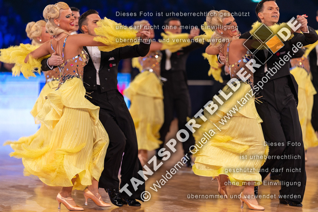 20231111-13804 | Hier finden Sie Tanz Bilder vom Latein und Standard Formationen tanzen. Sportbilder vom Tanzsport. Schöne Fotos und von Weltmeisterschaft, Europameisterschaft, Bundesliga, Regionalliga, Oberliga und Landesliga sowie von GOC Stuttgart, DanceComp, WM Bremen