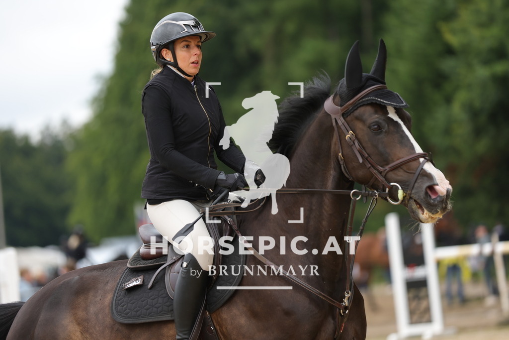 0P6A2816 | Willkommen bei Brunnmayr - Design & Fotografie – Ihrem Spezialisten für Reitturniere und Pferdeveranstaltungen in Oberösterreich, Salzburg und Bayern! Seit über 17 Jahren sind wir leidenschaftlich dabei.