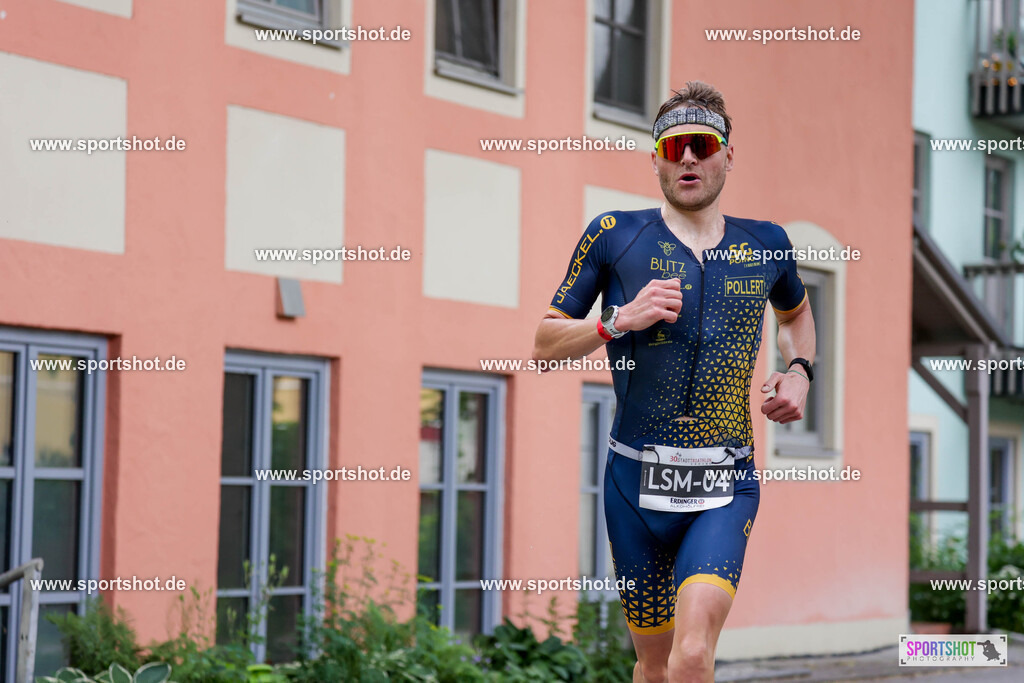 KSZ_5842 | Stadttriathlon Erding 2025. #yourpictrs #sportshot_your_pictrs @Sportshotphotography #stadttriathlonerding Copyright: www.sportshot.de
