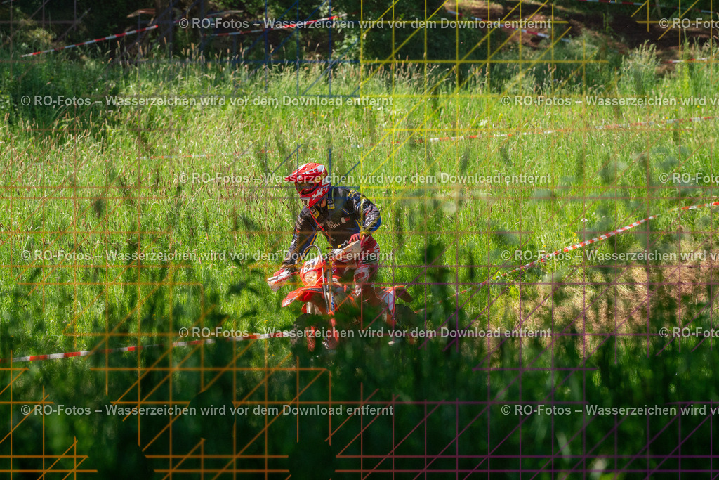 Wolfshausen 2 Lauf -545 | Sportfotografie von RO-Fotos: Motorsport, Motocross, Enduro, Laufveranstaltungen und Triathlon. Professionelle Fotos von Sportlern und Events. - Realisiert mit Pictrs.com