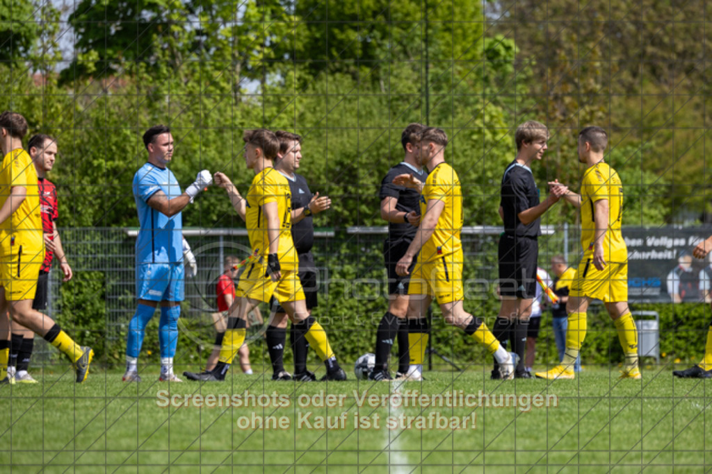 20250427_145919_0025 | #,TSV Bad Boll (rot) vs. SV Waldhausen (gelb), Fussball, Landesliga 2 - wfv, 24. Spieltag, Saison 2024/2025, Rasenplatz, Erlengarten 37, 73087 Bad Boll, 27.04.2025 - 15:00 Uhr,Foto: PhotoPeet-Sportfotografie/Peter Harich
