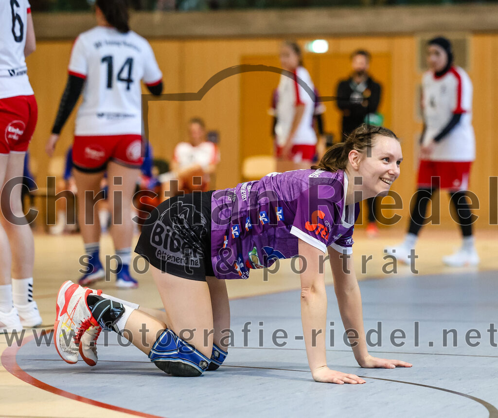 2024-10-13_059_SpVgg_Altenerding_gegen_SC_Freising | Erding, Deutschland, 13.10.2024:Handball, Bezirksoberliga Frauen Altbayern 2024 / 2024, 3. Spieltag, SpVgg Altenerding gegen SC Freising, Endergebnis: 26:35Julia Kranich (SpVgg Altenerding, #9)Foto: Christian Riedel / fotografie-riedel.net