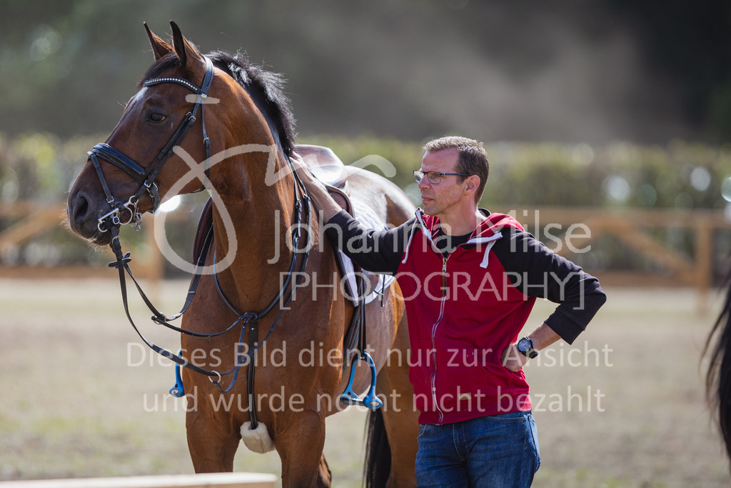 220716_LC_M1-Spr-407 | Deine schönsten Turniermomente als professionelle Fotos! Entdecke hochwertige Pferdesport-Fotografie im Online-Shop. Jetzt Fotos finden & bestellen!