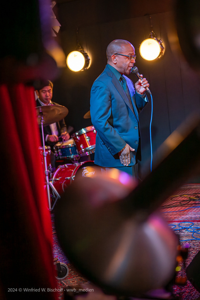 wwb-2411-0184 | <Fotografie> <Video> <Film> <Winfried Bischoff> - Realisiert mit Pictrs.com