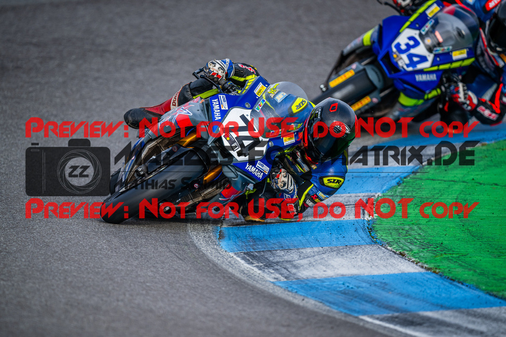 MaZZes_Fotomatrix_20240317_6007705_5407 | Fotograf Mathias Schmid
Sportfotograf,
Eventfotograf,
Hochzeitsfotograf,
Portraitfotograf