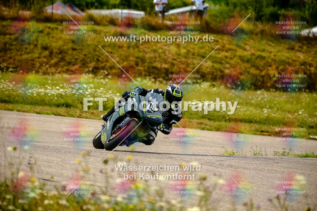 Chambley Juli-0547 | Hier findet Ihr Bilder von Touristenfahrten auf der Nürburgring Nordschleife oder von anderen Veranstaltungen die ich besucht habe. Viel Spass beim Durch Schauen 