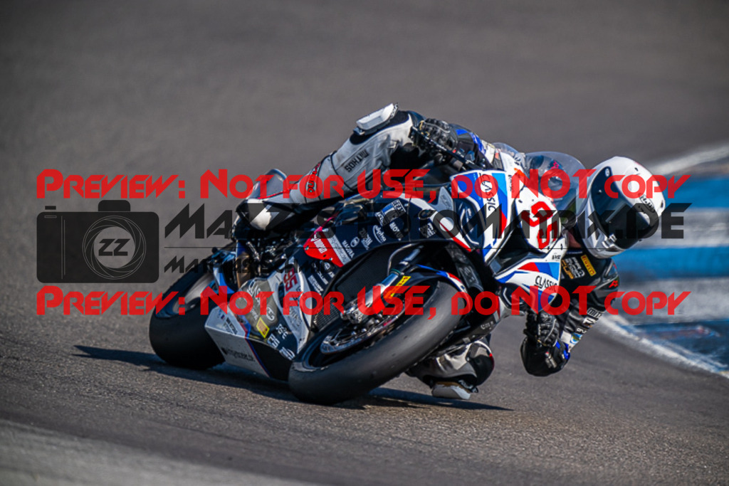 MaZZes_FotoMatrix_220923_3127 | PRO SUPERSTOCK