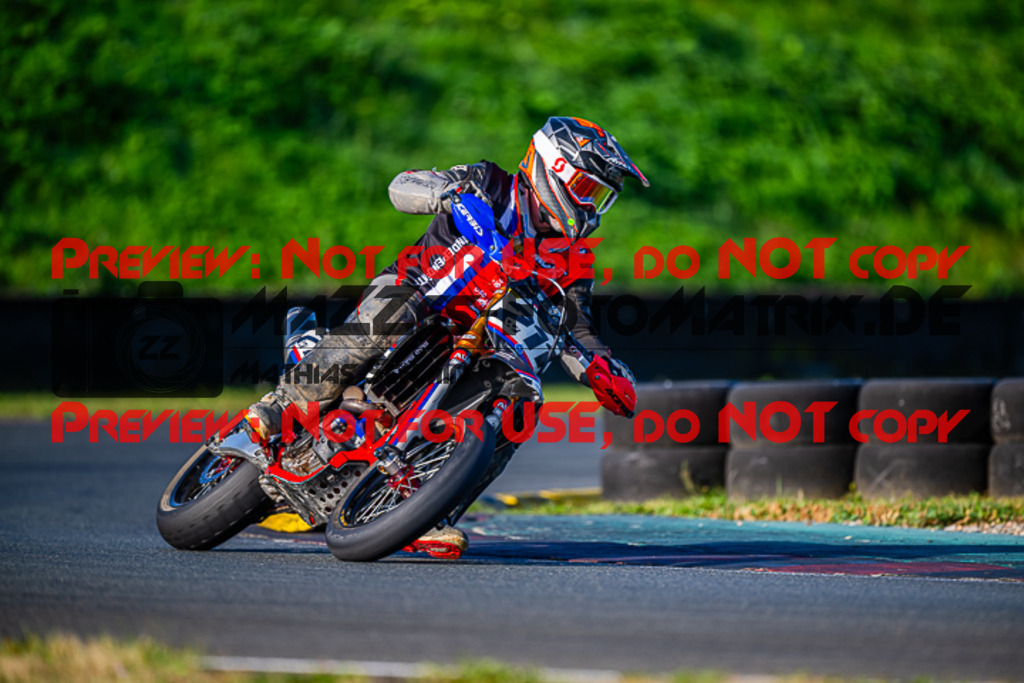 MaZZes_FotoMatrix_230930_1113 | UE40