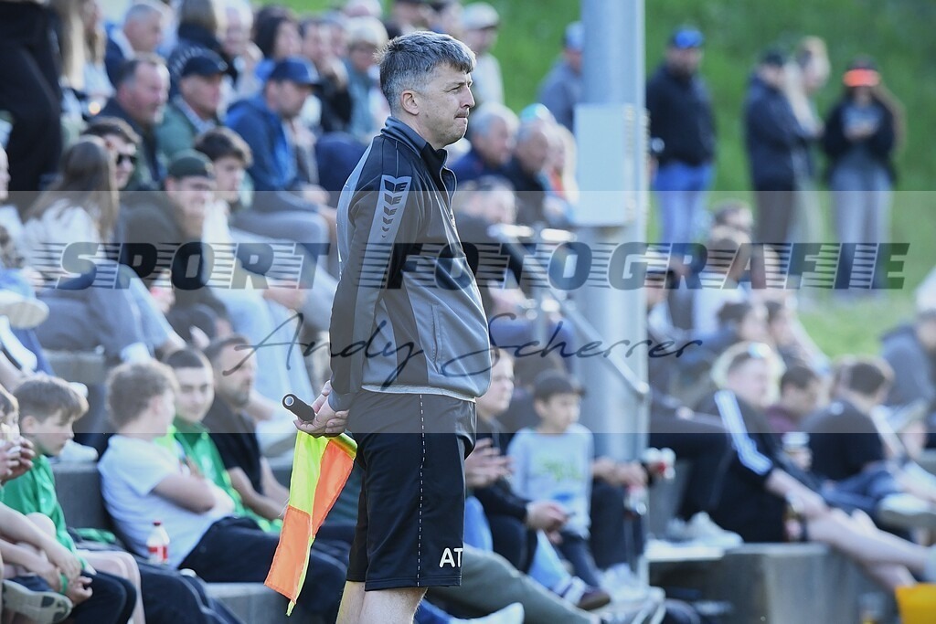 aDSC_3521 | Kaufen Sie Sportbilder im Onlineshop von Andy Scherrer Sportfotografie. Faszinierende Bilder von Sportevents aus der ganzen Schweiz. Fussball, Frauenfussball, Unihockey, Handball, Schwingen und weiteren Sportarten. - Realisiert mit Pictrs.com