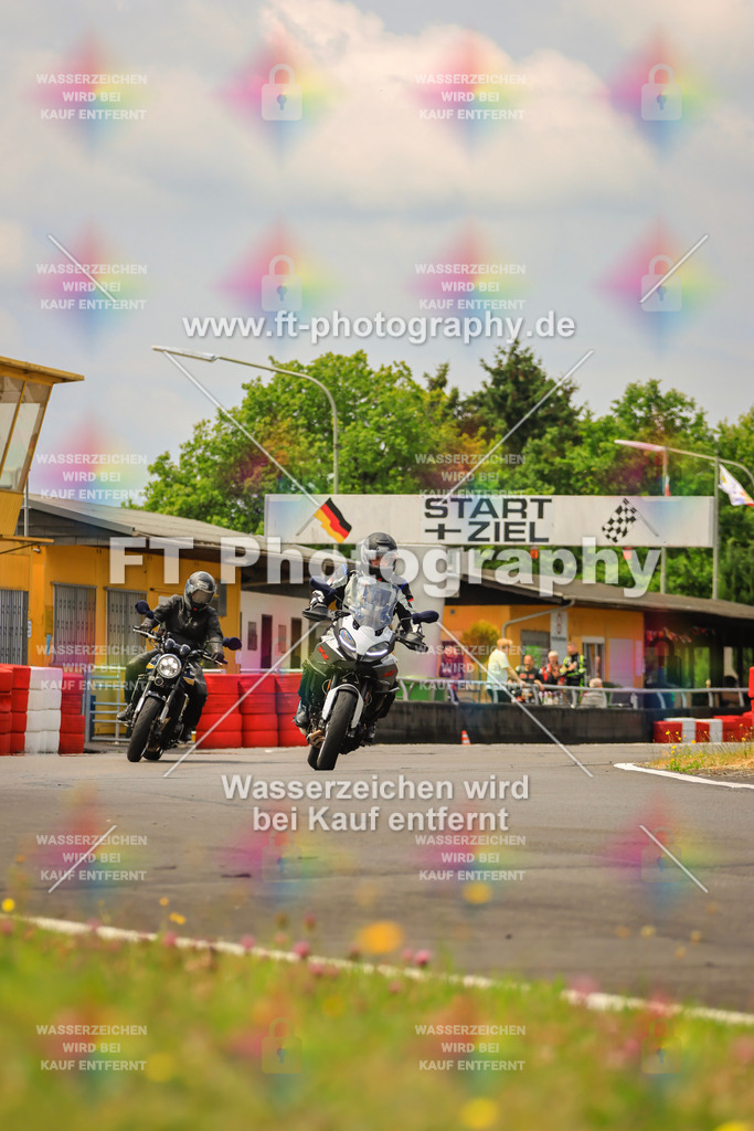 _DSK2539 | Hier findet Ihr Bilder von Touristenfahrten auf der Nürburgring Nordschleife oder von anderen Veranstaltungen die ich besucht habe. Viel Spass beim Durch Schauen 