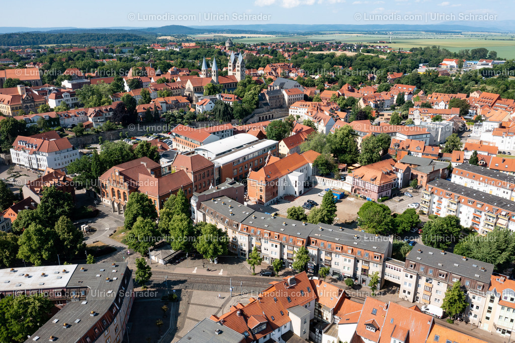 10049-51639 - Luftbild Halberstadt | Stockfoto und Bilderpool mit Bildmaterial aus Deutschland, dem Harz, Halberstadt, Quedlinburg, Wernigerode und weltweit. Qualitativ hochwertige und professionelle Fotos anschauen und kaufen. - Realisiert mit Pictrs.com