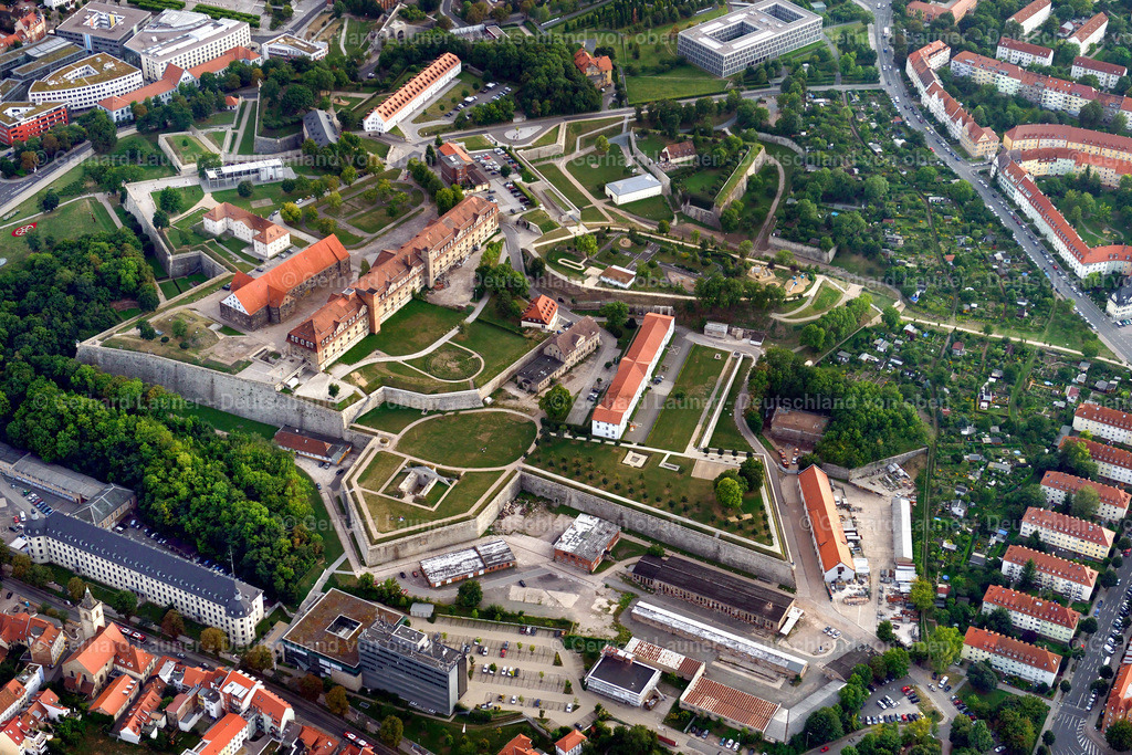 3292303 | Online-Shop für Luftbilder aus Deutschland. Seit über 45 Jahren baut Gerhard Launer das Luftbildarchiv mit unterschiedlichsten Themen stetig weiter aus.