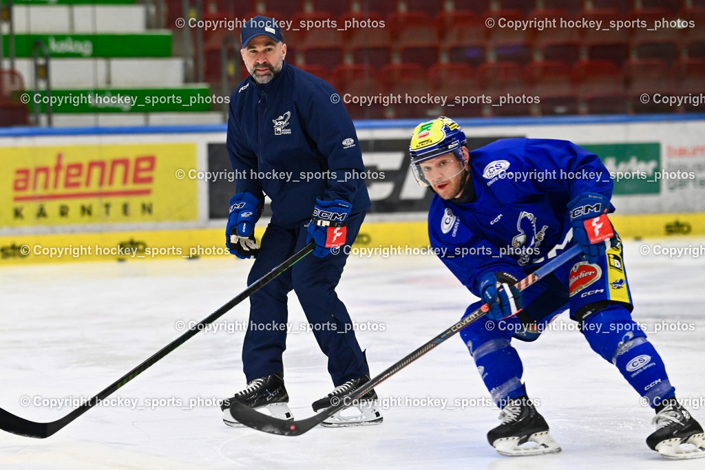 Eistrainig EC VSV mit Headcoach Pierre Allard | #72 John Hughes EC VSV, Eistrainig EC VSV mit Headcoach Pierre Allard, 1. Eistrainig EC VSV mit Headcoach Pierre Allard am 02.12.2025 in Villach (Stadthalle Villach), Austria, (Photo by Bernd Stefan)