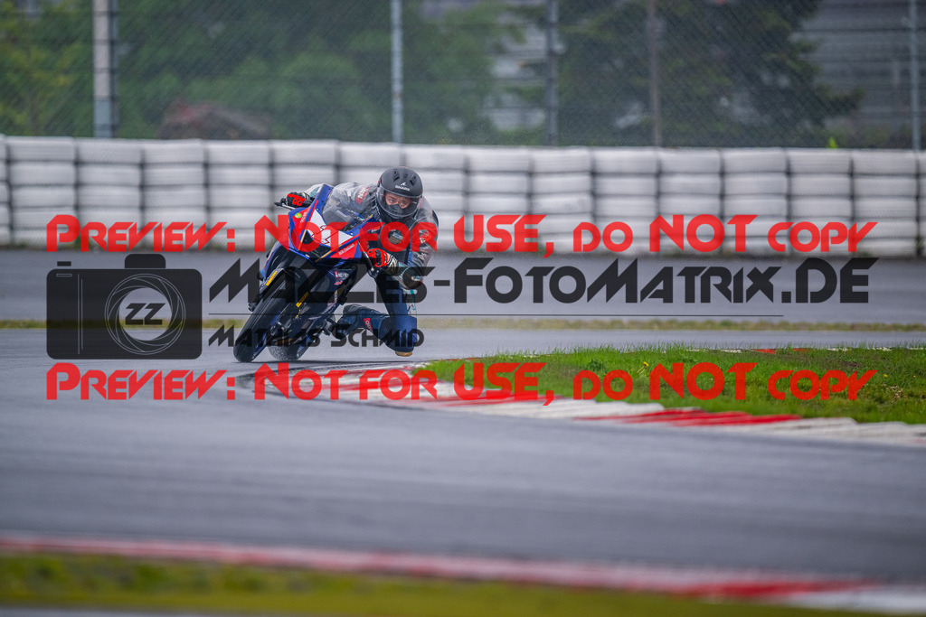 MaZZes_FotoMatrix_240830_6007705_2130 | R7