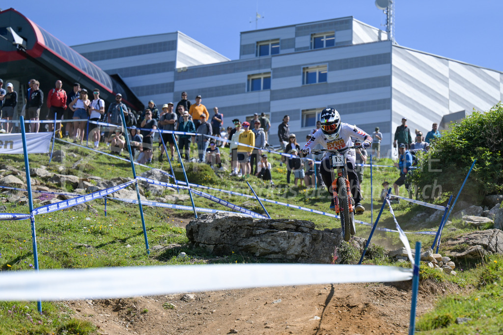 UCI Mountain Bike World Cup Lenzerheide 2022 - Downhill - 9. July 2022 | UCI Mountain Bike World Cup Lenzerheide 2022 - Downhill
Bike Kingdom, Lenzerheide
#13 MINNAAR Greg (RSA)
Bild: Sportfotografie Markus Aeschimann | www.markus-aeschimann.ch - Realisiert mit Pictrs.com