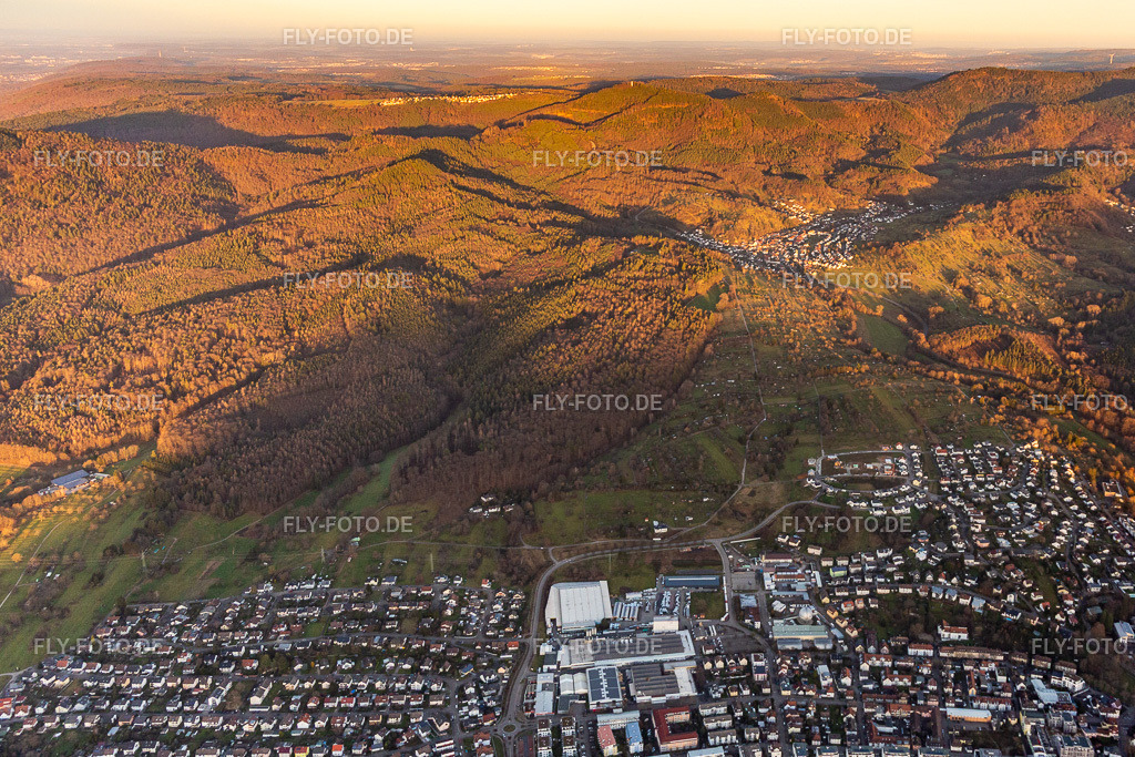 Ortsansicht | Luftbild: Ortsansicht in Weisenbach im Bundesland Baden-Württemberg in Deutschland. Foto: IMG_130269.jpg vom 01.01.2022 durch ©2025 Werner Riehm fly-foto.de/copyright - Realisiert mit Pictrs.com