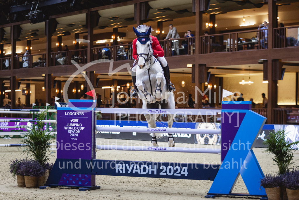 240417_Riyadh_Jumping-448 | Deine schönsten Turniermomente als professionelle Fotos! Entdecke hochwertige Pferdesport-Fotografie im Online-Shop. Jetzt Fotos finden & bestellen!