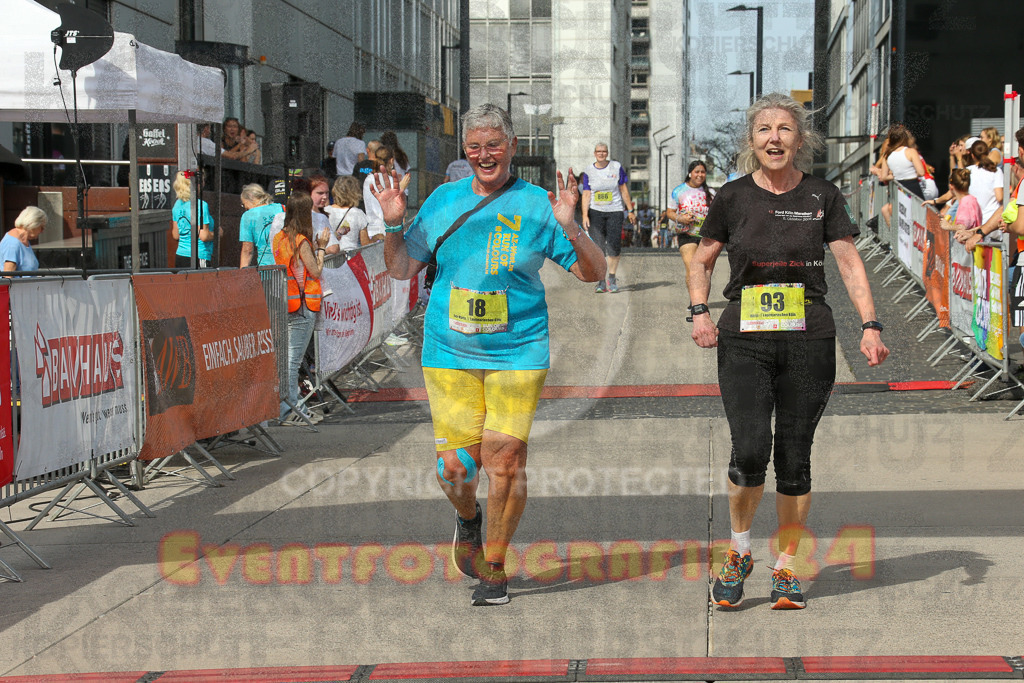 250920_1348_EX1_6730 | Sportfotografie im Rhein-Sieg Kreis, Köln, Bonn, NRW, Rheinland Pfalz, Hessen, etc. Unser Tätigkeitsfeld umfasst den Laufsport vom Volkslauf über den Marathon, Duathlon, Triathon bis zum Ultralauf wie Kölnpfad Ultra oder Schindertrail.