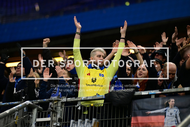 Fußball I Frauen I Saison 2025-2026 I Bundesliga I 10. Spieltag I Hamburger SV - 1. FC Nürnberg I 45692 | Der Sportfotograf. - Realisiert mit Pictrs.com
