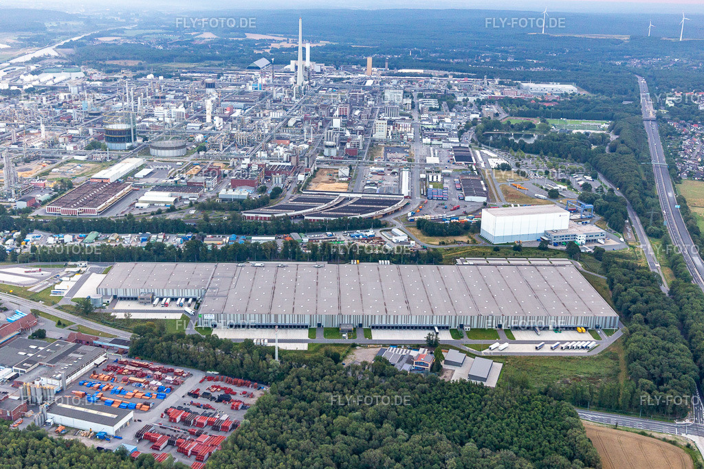Anger Systemtechnik, Metro Central Logistic | Luftbild: Anger Systemtechnik, Metro Central Logistic im Ortsteil Brassert in Marl im Bundesland Nordrhein-Westfalen in Deutschland. Foto: IMG_008313.jpg vom 19.07.2020 durch Werner Riehm/FLY-FOTO.de - Realisiert mit Pictrs.com