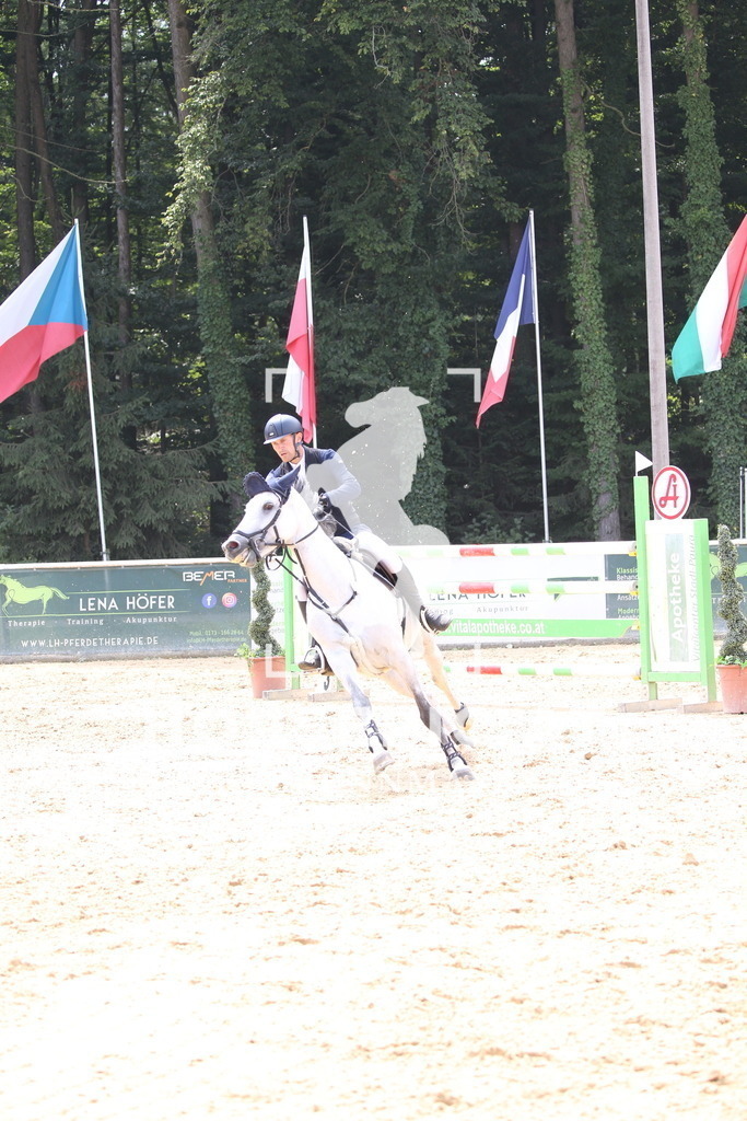 DL2Q7622 | Willkommen bei Brunnmayr - Design & Fotografie – Ihrem Spezialisten für Reitturniere und Pferdeveranstaltungen in Oberösterreich, Salzburg und Bayern! Seit über 17 Jahren sind wir leidenschaftlich dabei.