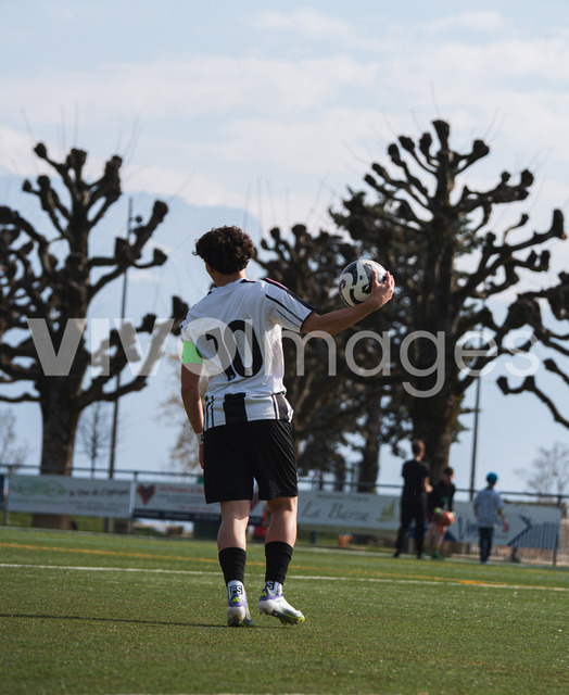 juv_lut_fmachado-0133 | Images from the Juniors B match between Juventus Academy and FC Lutry, played on 18 March 2026 in Lutry, Switzerland, featuring players, coaching staff and match action throughout the game.