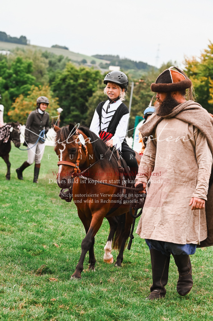 DSC_7325 | Pferde- und Turnierfotografie in Westsachsen. Pferdeportraits, Auftragszeichnungen und intuitive Kunst.