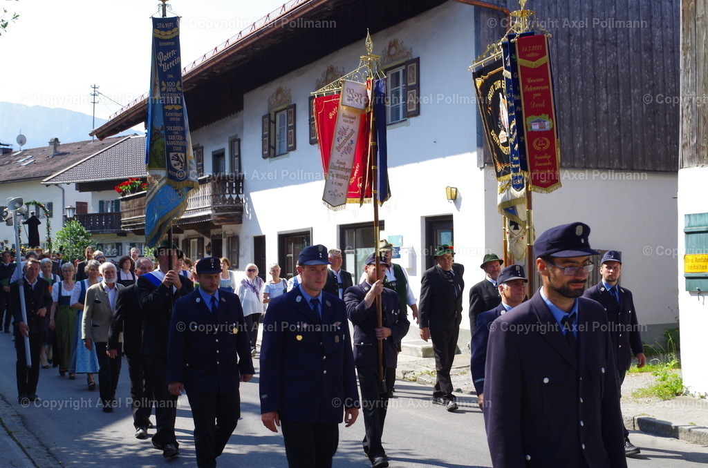 IMGP3688 | fotografiert von Axel PollmannLeonhardi Wallfahrt Benediktbeuern und Murnau, Fronleichnam, Fasching, Landschaft im Loisachtal und Benediktbeuern  - Realisiert mit Pictrs.com