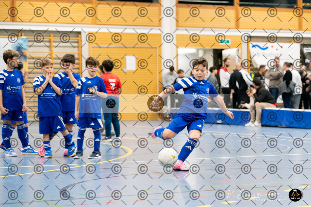 20251123_FCR-Hallenturnier-F1_RAW-1_020-21 | Sport und Naturfotografie von Roberto Esposito zeigt echte Momente Bewegung und die Schönheit der Natur. Ausdrucksstarke Bilder schaffen Emotionen.