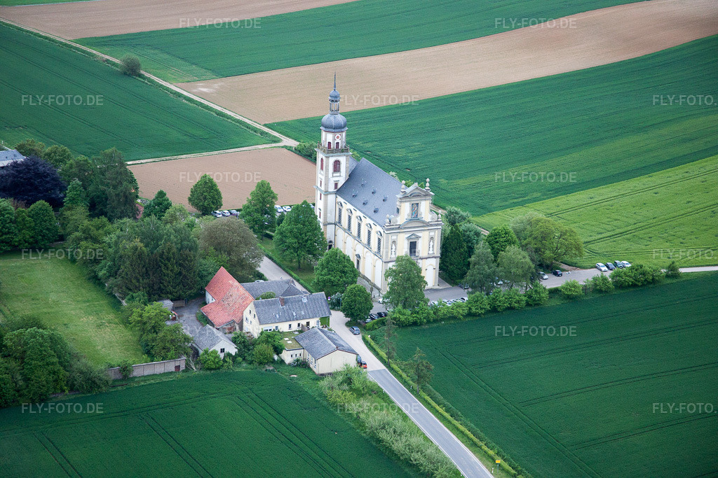 Luftbild: Fährbrück, Wallfahrtskirche in Hausen bei Würzburg im Bundesland Bayern in Deutschland. Foto: IMG_078832.jpg vom 14.05.2015 durch Werner Riehm/FLY-FOTO.de