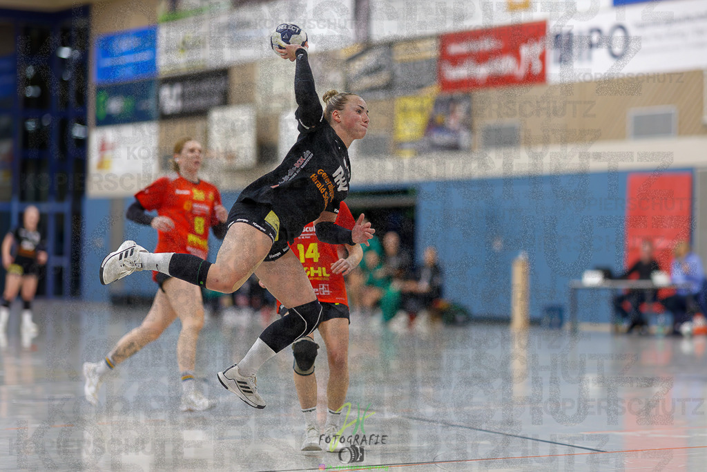 Frauen Regionalliga (HHV); HSG Wettenberg - HSG Twistetal | Frauen Regionalliga (HHV); HSG Wettenberg - HSG Twistetal am 08.11.2025 in Launsbach (Wettenberg) (Halle GS Launsbach (Wettenberg))Photo © 2025 - Jörg Heinrich - Realisiert mit Pictrs.com