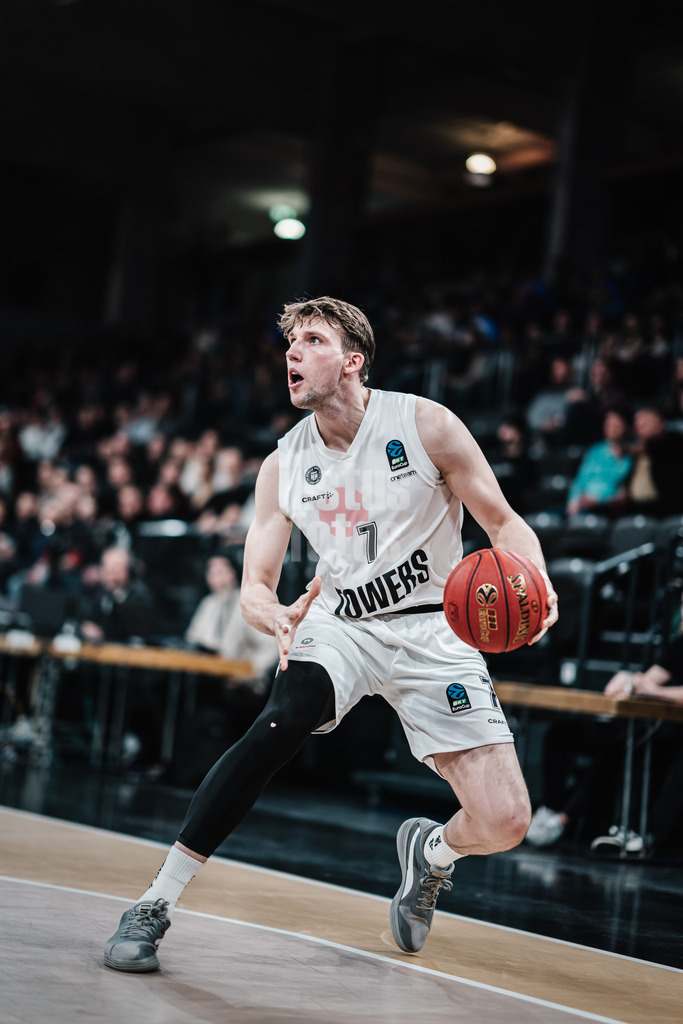 Basketball | Männer | Saison 2023/2024 | BKT EuroCup | Veolia Towers Hamburg vs. Umana Reyer Venice | 06.02.2024 | Lukas Meisner (#7, Hamburg Towers)