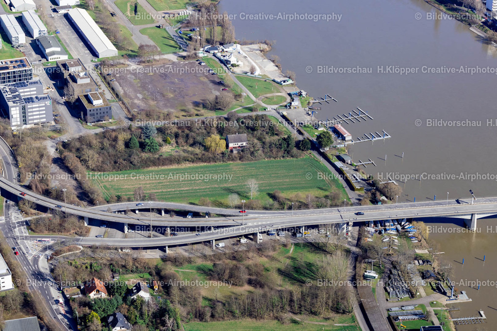 Luftbilder Koblenz-9916 | Luftbildfotografie Fluß - Brückenbauwerk zur Überquerung " Kurt-Schumacher-Brücke " an der Straße Kurt-Schumacher-Brücke, An der Fähre in Koblenz im Bundesland Rheinland-Pfalz, Deutschland - Realisiert mit Pictrs.com