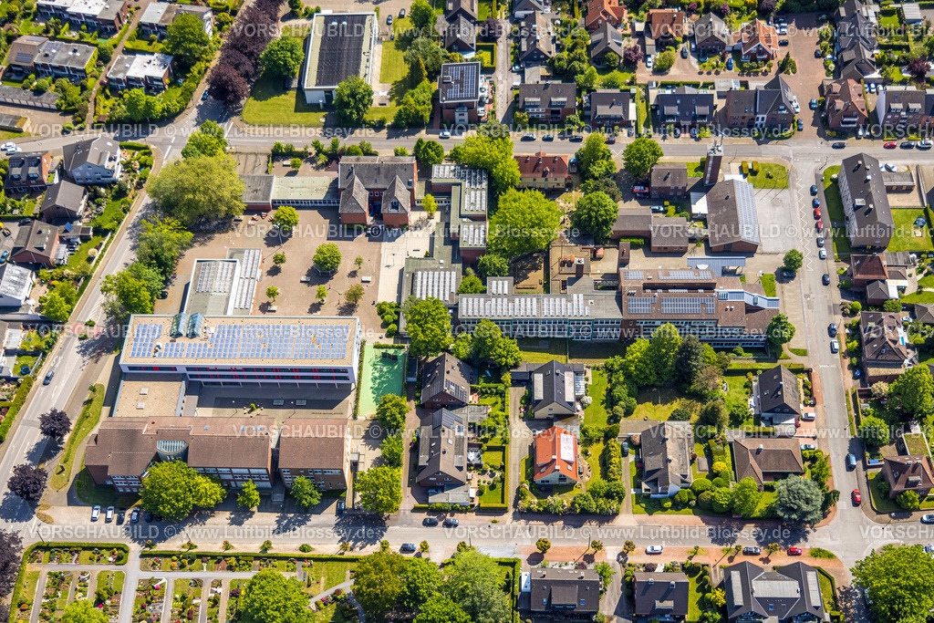Bottrop230510032Kirchhellen | Luftbild, Sekundarschule, Vestisches Gymnasium, Freiwillige Feuerwehr, Kirchhellen, Bottrop, Ruhrgebiet, Nordrhein-Westfalen, Deutschland