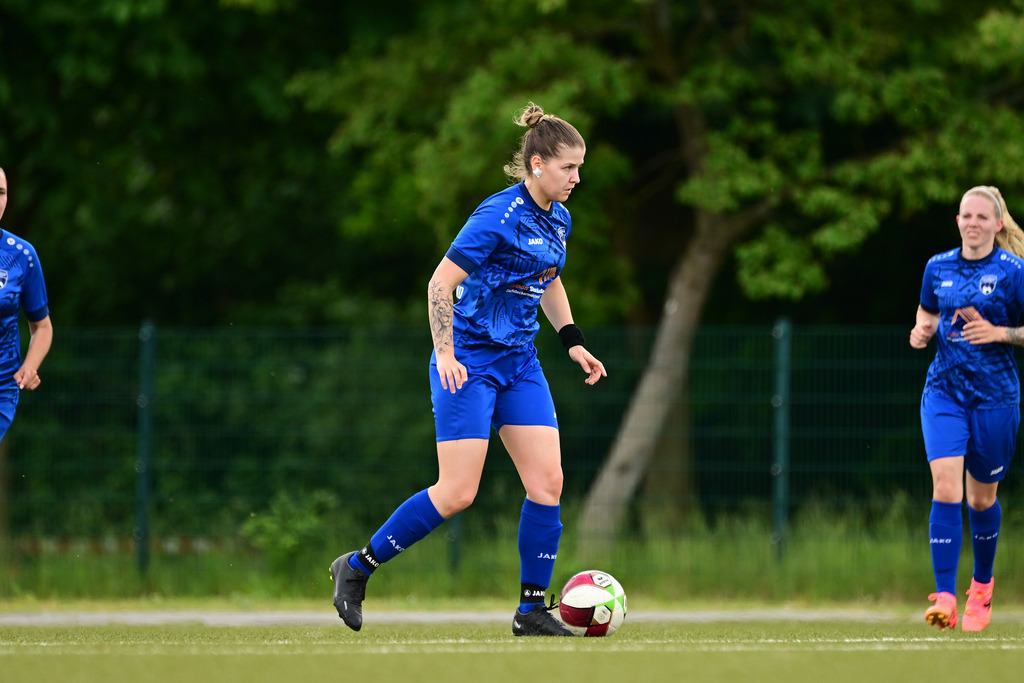 Fußball I Frauen I Saison 2024-2025 I Bezirksliga I 22. Spieltag I FSG 3 Meilen Altes Land - VfL Wingst | Der Sportfotograf. - Realisiert mit Pictrs.com
