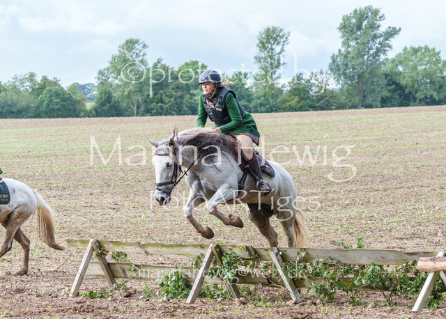 Jagd Perdoel 26 Sony-04121_MarinaHewig | Fotografie, FotoArt, PferdesportArt, Pferdesportfotografie, Landschaftsfotografie, Reisefotografie, Reise, Pferde - Realisiert mit Pictrs.com