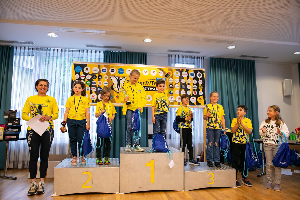 012_2025-05-25_Siegerehrung | kc-photography - Realisiert mit Pictrs.com