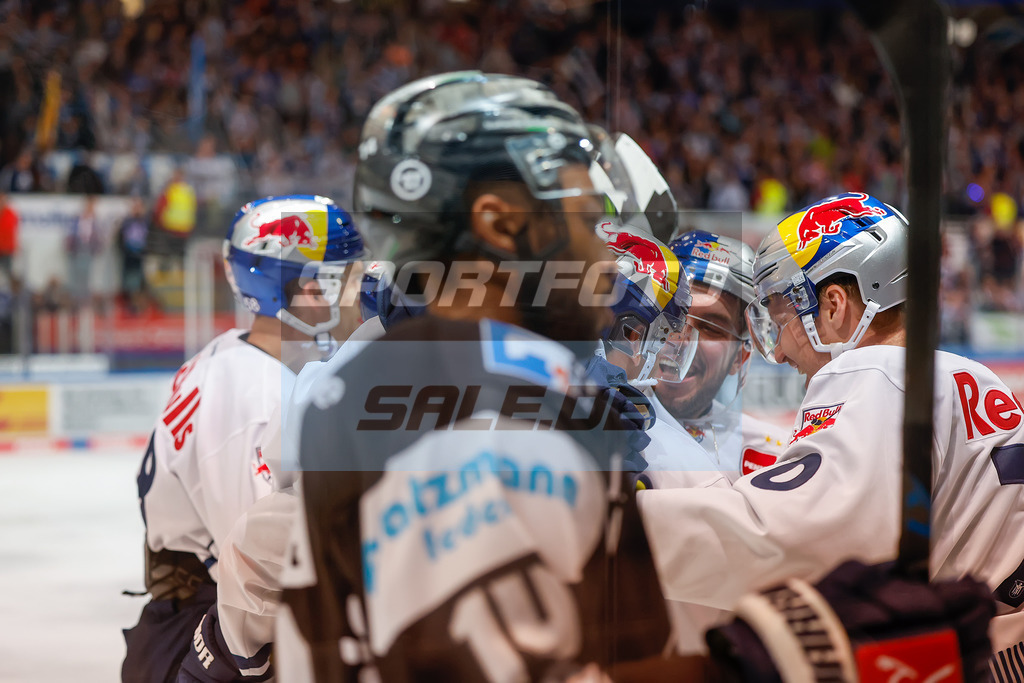 Iserlohn Roosters - Red Bull Muenchen | 
DEL: Iserlohn Roosters - Red Bull Muenchen - Realisiert mit Pictrs.com
