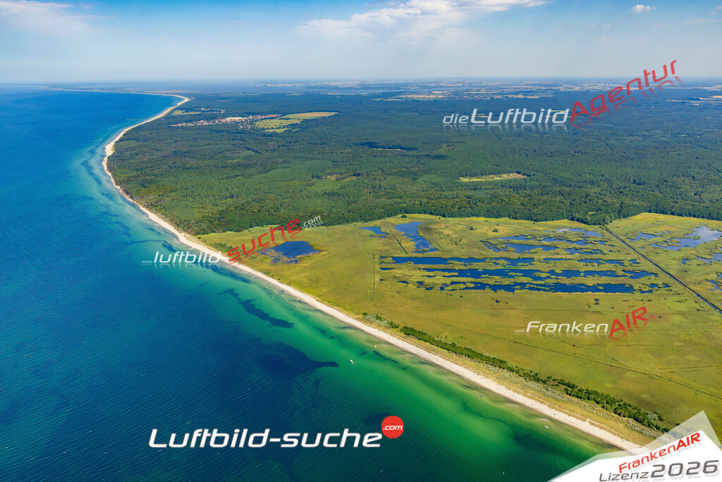 Luftaufnahme Heide Rostock - Die Luftaufnahme wurde 2025 vom UL-Flugzeug heraus erstellt ( ohne Drohne ) - Hochauflösende Luftaufnahme - für professionelle Ausdrucke geeignet. Die Geschenkidee !Mit Lizenz und Bildrechte bestellbar