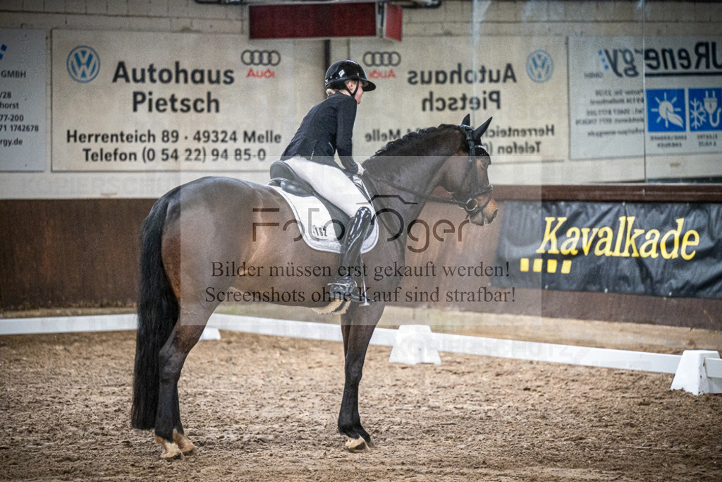DOS_0816 | Entdecke hochwertige Reitturnierfotos von Foto Oger. Professionell, emotional und authentisch – jetzt Lieblingsmomente im Shop bestellen.Deutschlandweite Turnierfotografie. - Realisiert mit Pictrs.com