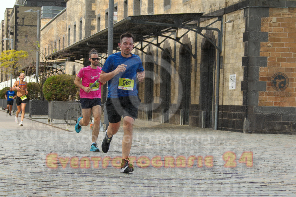 250920_1514_EV4_8282 | Sportfotografie im Rhein-Sieg Kreis, Köln, Bonn, NRW, Rheinland Pfalz, Hessen, etc. Unser Tätigkeitsfeld umfasst den Laufsport vom Volkslauf über den Marathon, Duathlon, Triathon bis zum Ultralauf wie Kölnpfad Ultra oder Schindertrail.