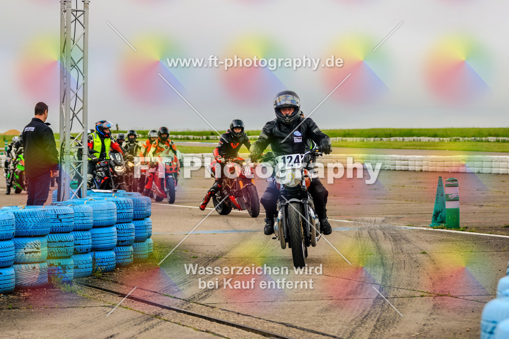 MotoTeam-7939 | Hier findet Ihr Bilder von Touristenfahrten auf der Nürburgring Nordschleife oder von anderen Veranstaltungen die ich besucht habe. Viel Spass beim Durch Schauen 