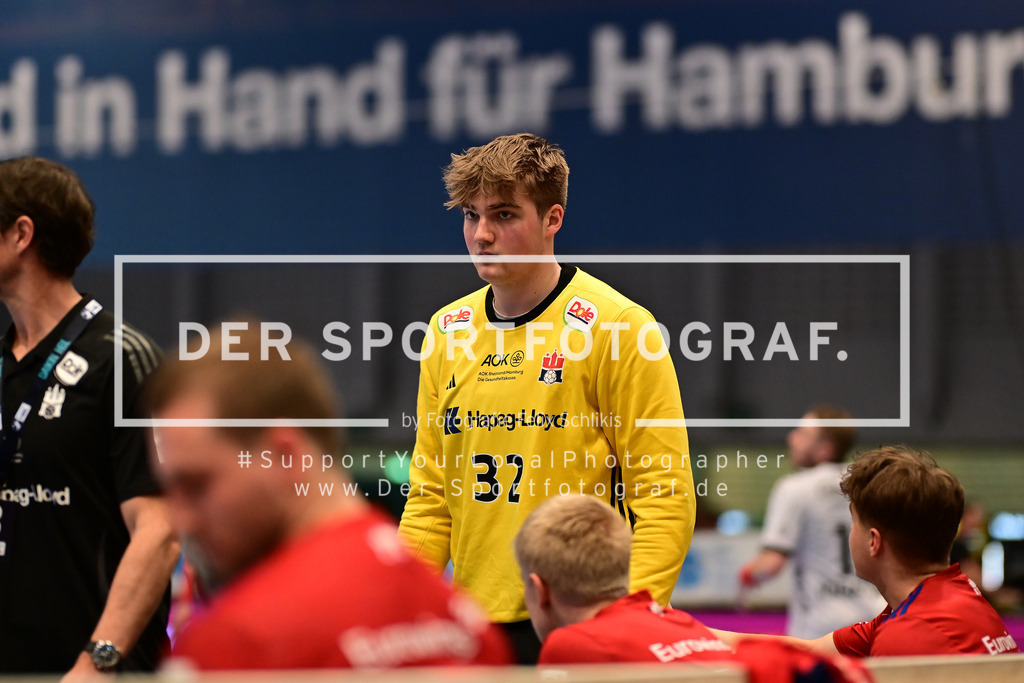 Handball I Herren I Saison 2024-2025 I Bundesliga I 23. Spieltag I HSV Hamburg - MT Melsungen I 27098 | Der Sportfotograf. - Realized with Pictrs.com