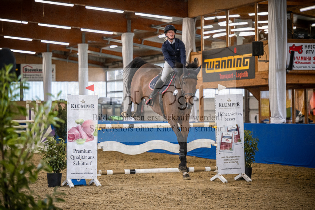 DOS_3201 | Entdecke hochwertige Reitturnierfotos von Foto Oger. Professionell, emotional und authentisch – jetzt Lieblingsmomente im Shop bestellen.Deutschlandweite Turnierfotografie. - Realisiert mit Pictrs.com