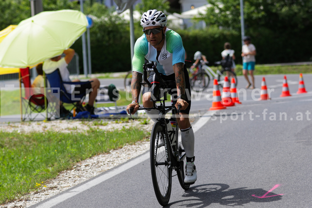Klagenfurt 2026 | Tommaso Vianello (ITA) Ironman, Klagenfurt 2026,  Lambichl, Klagenfurt , Austria. Photo: Ernst Krawagner - Realisiert mit Pictrs.com