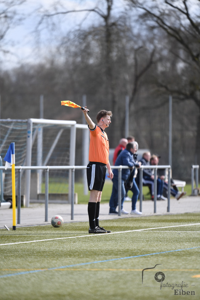 FC Rastede-VFl Stenum | Herren Bezirksliga 2; FC Rastede (blau)-VFL Stenum (schwarz) am 29.03.2026 in Rastede (Sportanlage Köttersweg), Photo: Philip Eiben 2026 - Realisiert mit Pictrs.com