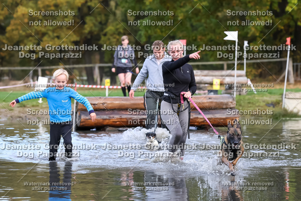 Dog Paparazzi - Strongdog 10-25-6866 | Dog Paparazzi Jeanette Grottendiek Fotografie & Videografie - Realisiert mit Pictrs.com