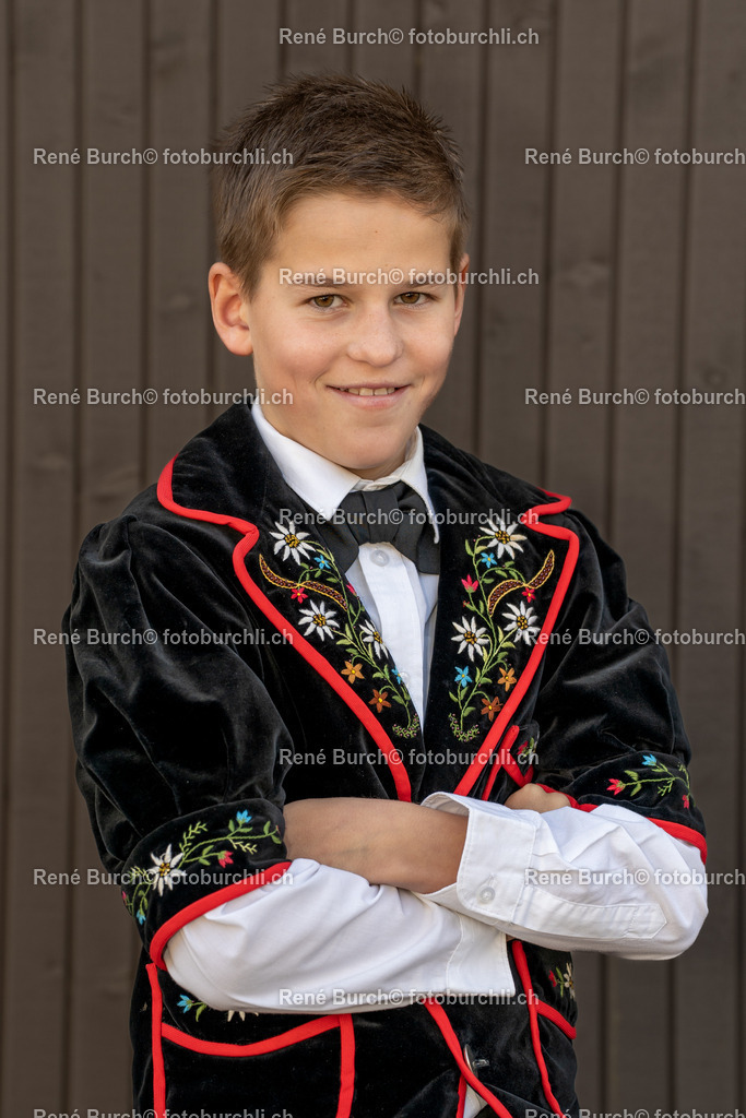 Hannes Vogel | René Burch leidenschaftlicher Fotograf aus Kerns in Obwalden.  Hier finden sie Sport, Landschaft und Natur Fotografie.
 - Realisiert mit Pictrs.com