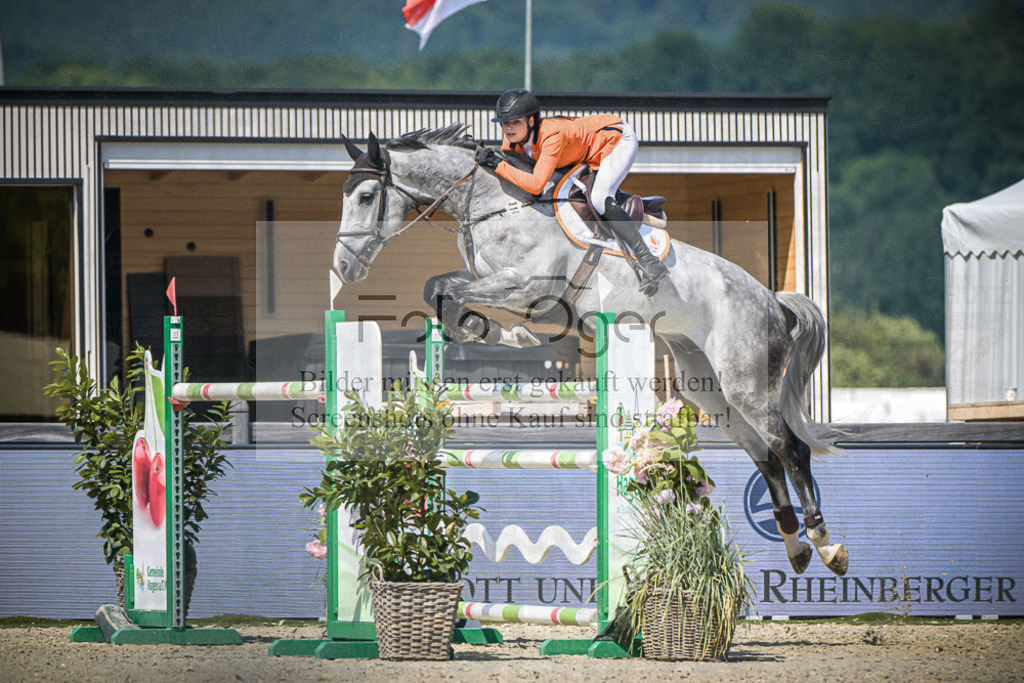 DOS_5981 | Entdecke hochwertige Reitturnierfotos von Foto Oger. Professionell, emotional und authentisch – jetzt Lieblingsmomente im Shop bestellen.Deutschlandweite Turnierfotografie. - Realisiert mit Pictrs.com