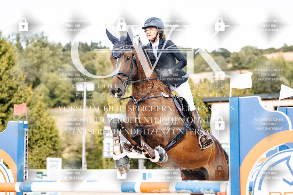 CK903676 | Turnierfotografie Pferdefotografie Trier Rheinland-Pfalz Pferdesport Reitsport Tierfotografie Sportfotografie Pferdevideo Pferdevideografie Equestrianvideography equestrianphotography  - Realisiert mit Pictrs.com